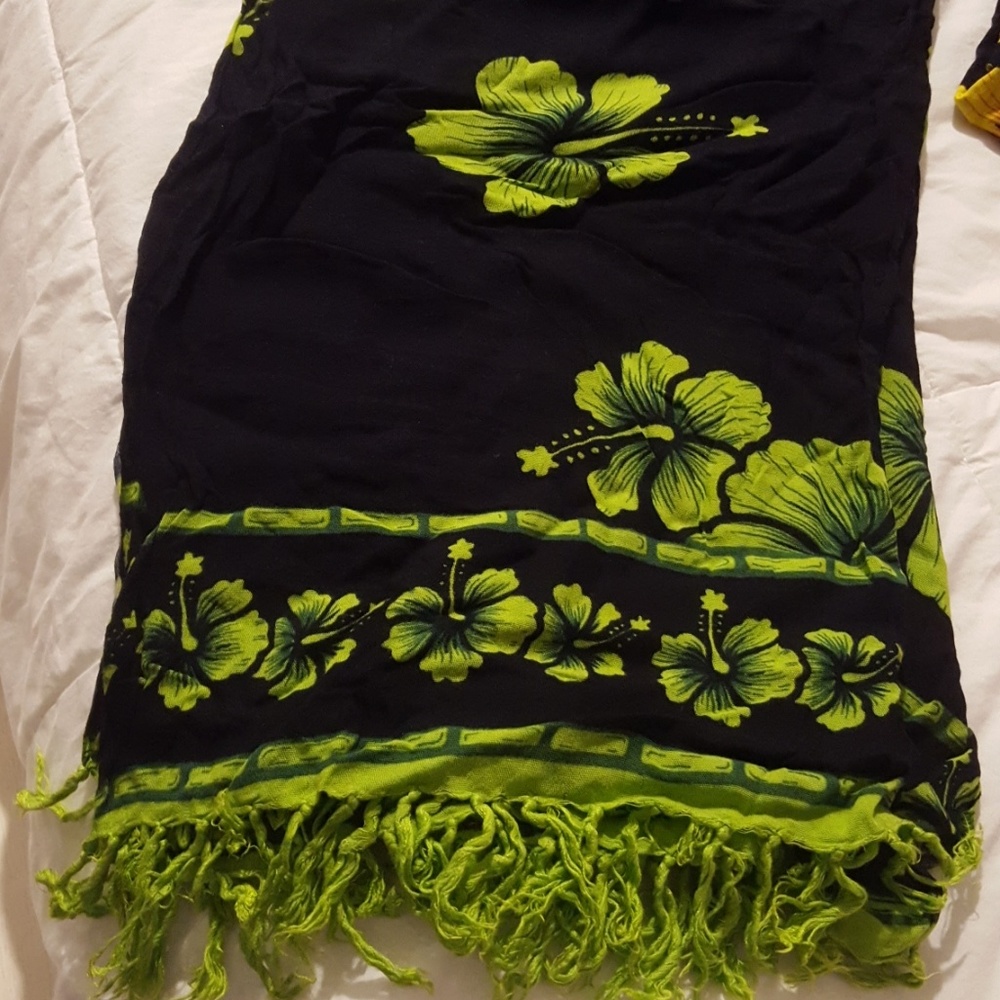 Green and navy sarong